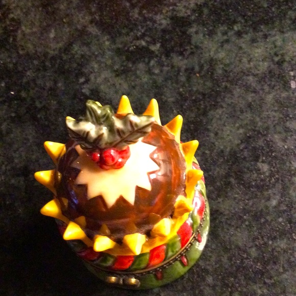 🌲🎁💕 Gorgeous Vintage Trinket- Christmas box - Picture 4 of 5